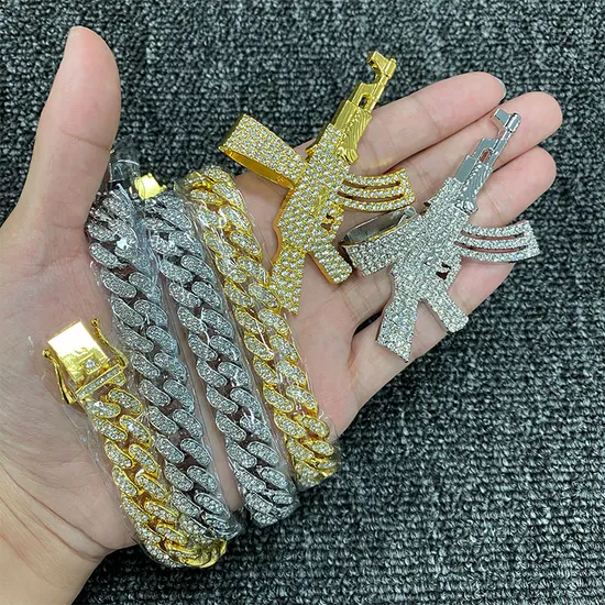Cuban Link Chain 10 12 13 15mm Hip Hop Necklace Personalized Full Diamond Alloy Large Pendant Street Circular Hip