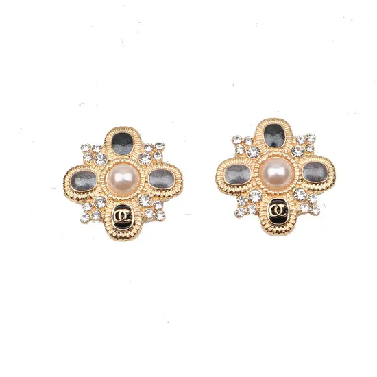 2023 Wholesale Exquisite Hollow Spiral Drop Earrings Stainless Steel Gold Plated Personality Light Luxury Earrings for Women 