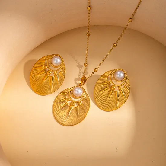 Stainless Steel Earrings Petal Pearl Earrings Irregular Earrings Ginkgo Leaf Elegant Gold
